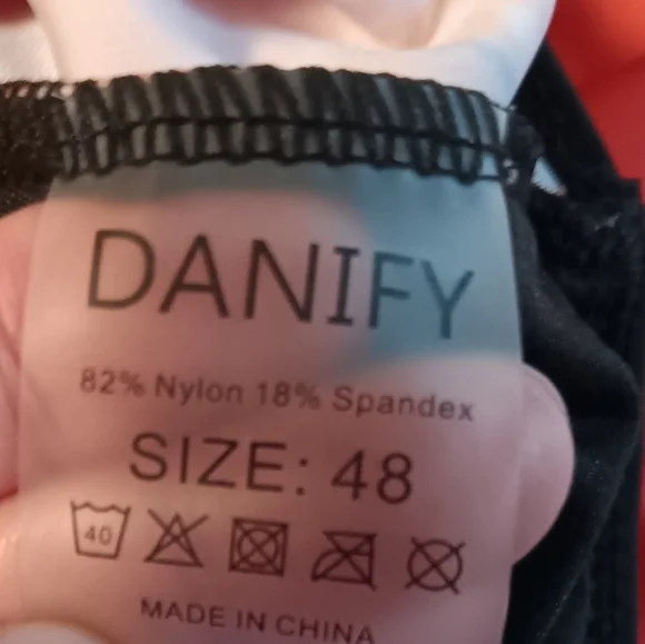 DANIFY  Red & Black Floral‎ Tummy Control Handkerchief Hem Swimdress Swimsuit 14 - Picture 7 of 11